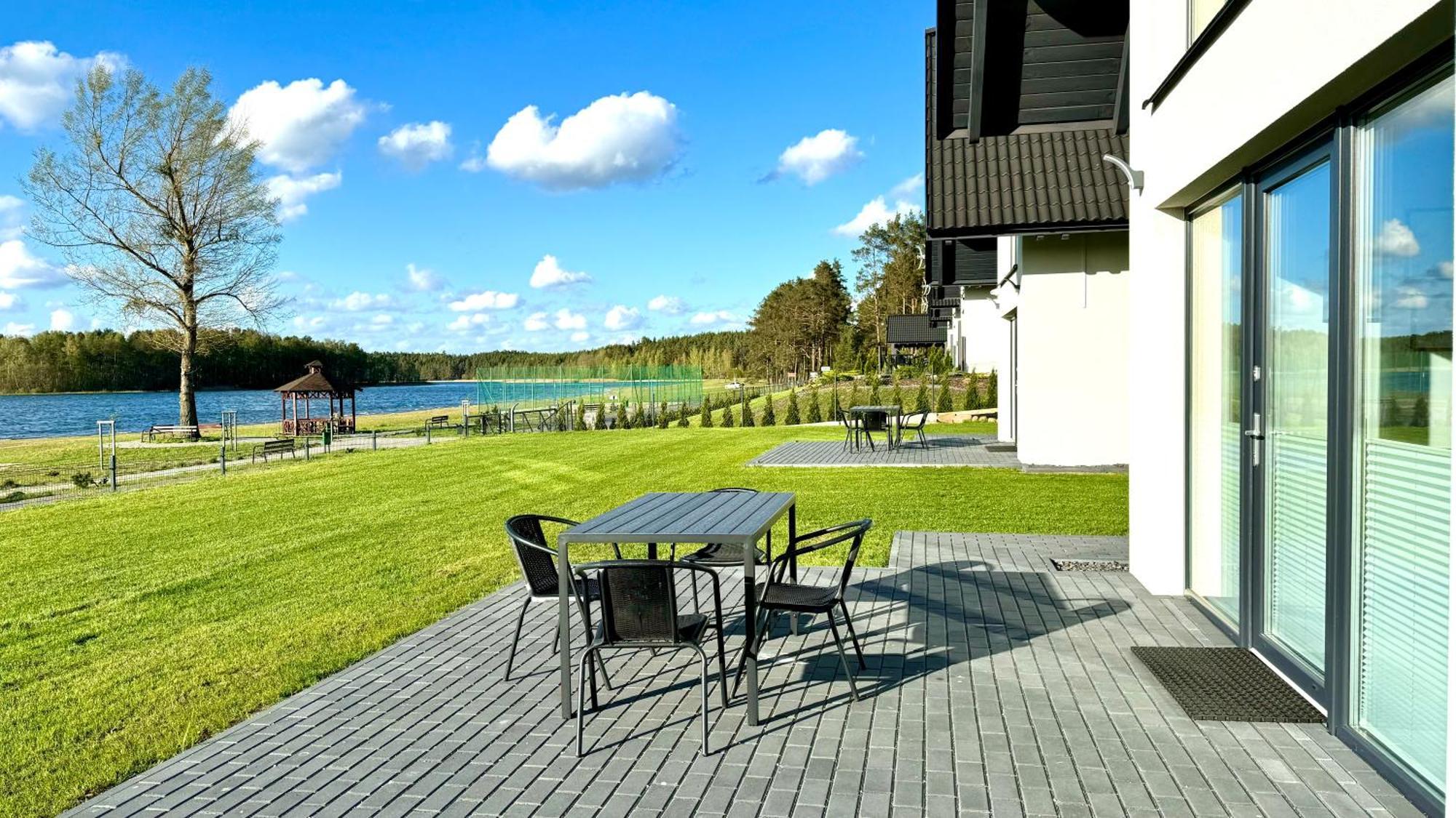 Nad Jeziorem U Izy Z Balia Ogrodowa Holiday home Kiedrowice