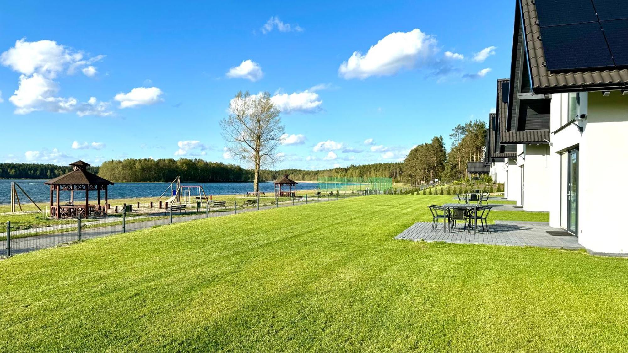 Nad Jeziorem U Izy Z Balia Ogrodowa Holiday home *